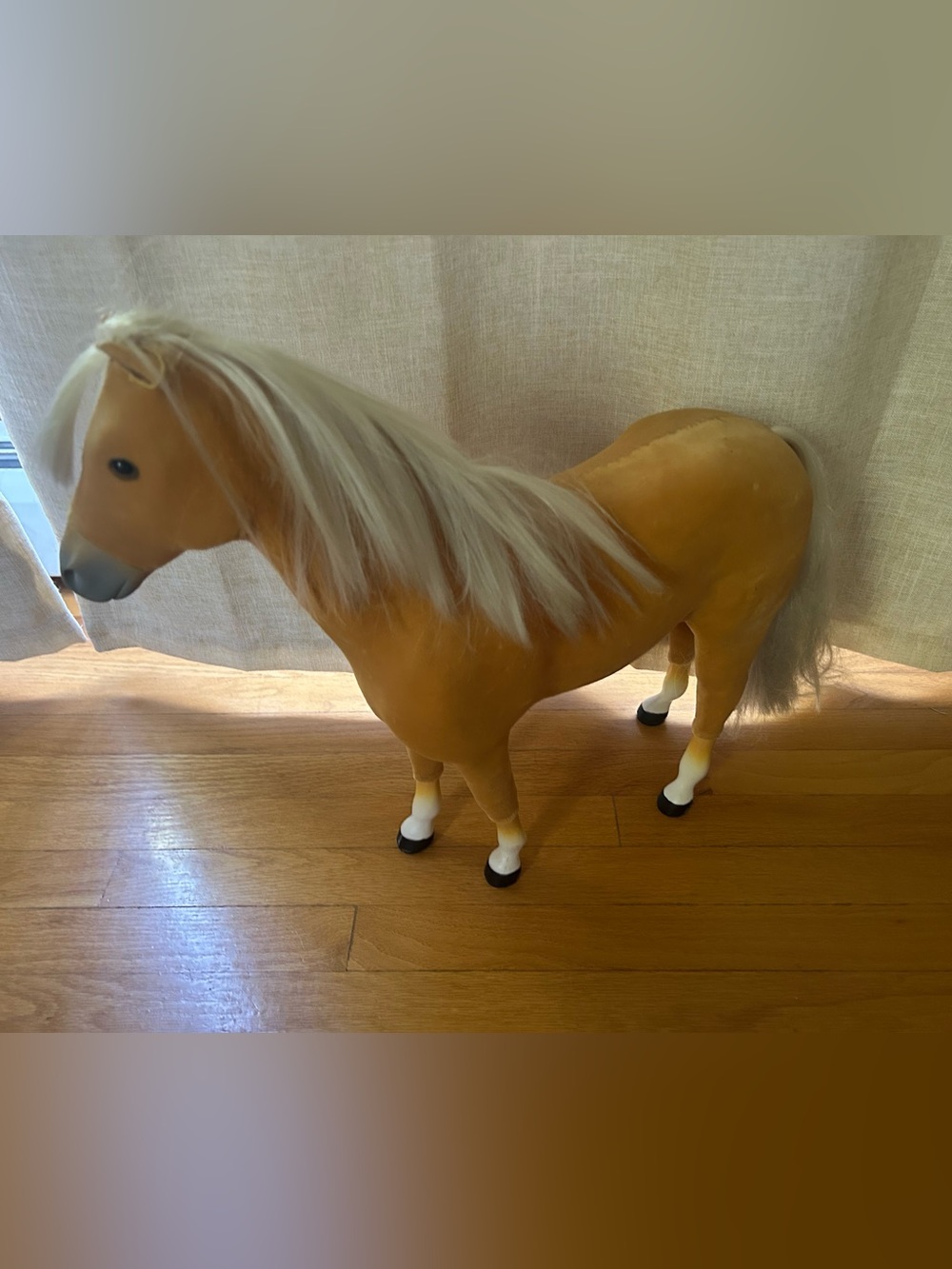 American Girl Blonde Mane Horse Toy in Tan and White